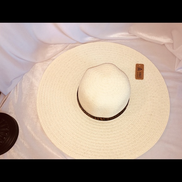 A&O 100% Paper Sun Hat w/ Extra Wide Brim - Picture 5 of 8